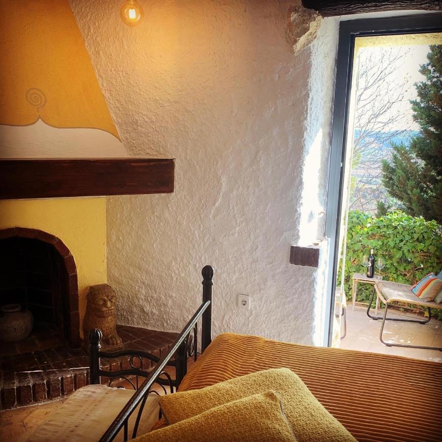 Arianella Holiday Home Penedes Torrellas de Foix Bagian luar foto