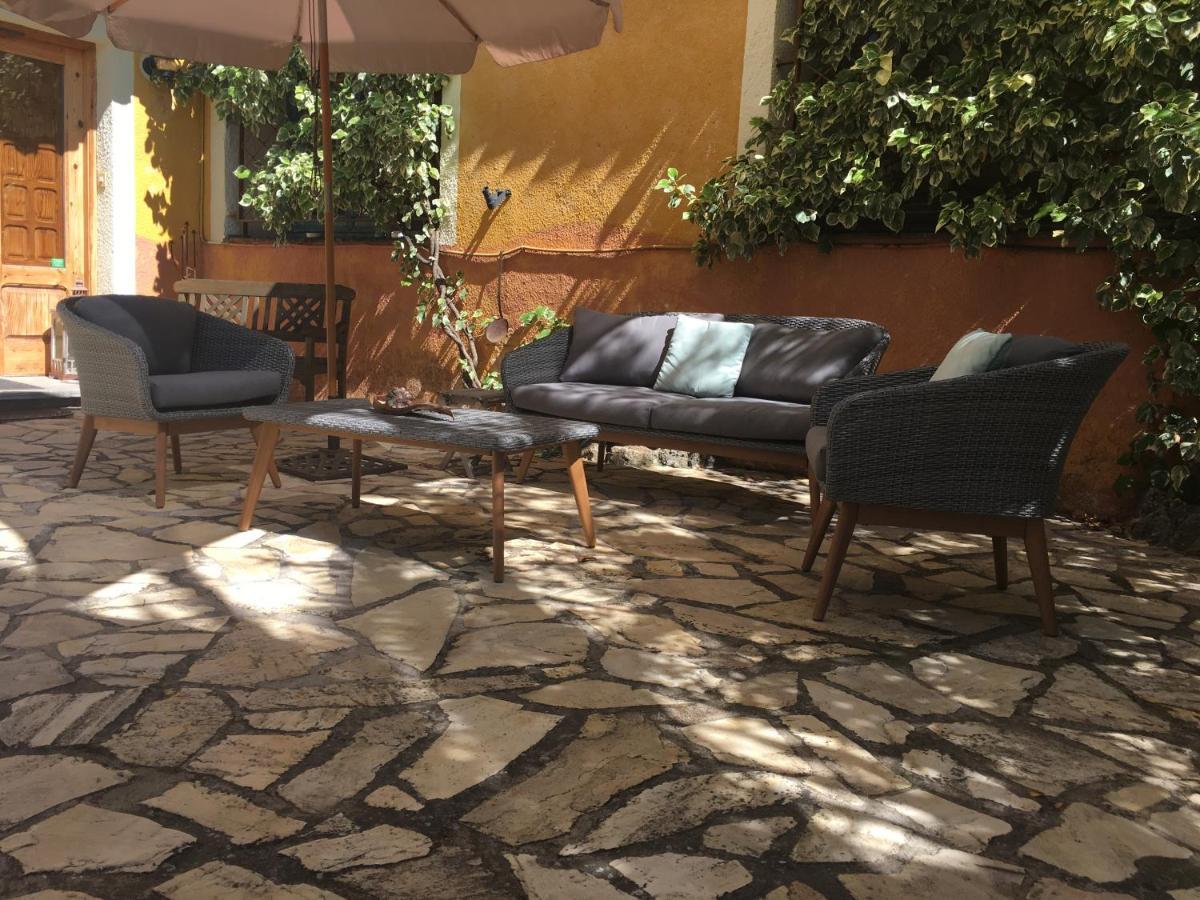 Arianella Holiday Home Penedes Torrellas de Foix Bagian luar foto