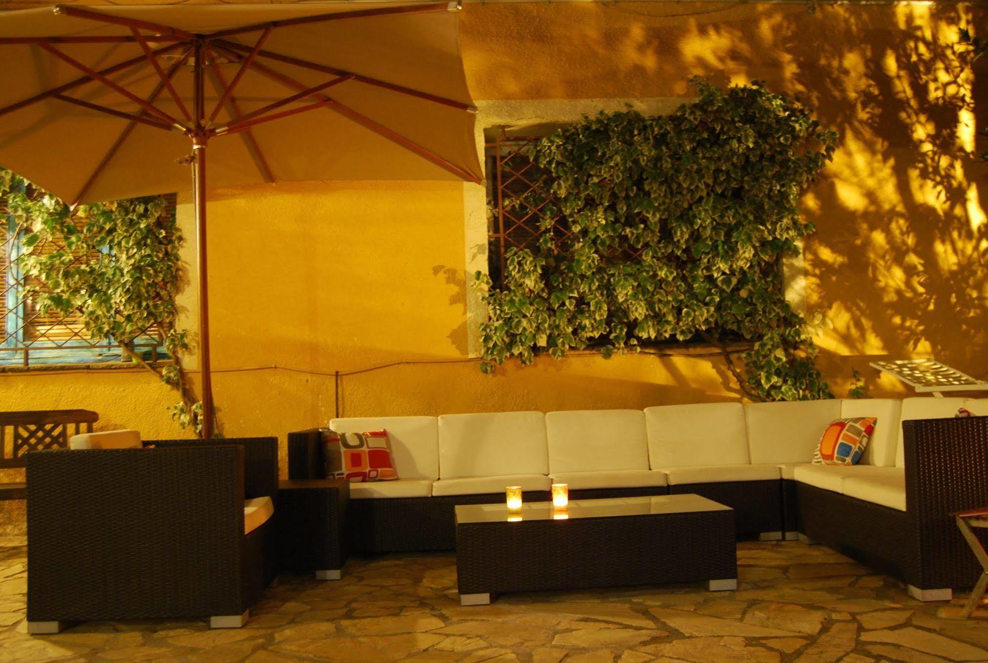 Arianella Holiday Home Penedes Torrellas de Foix Bagian luar foto