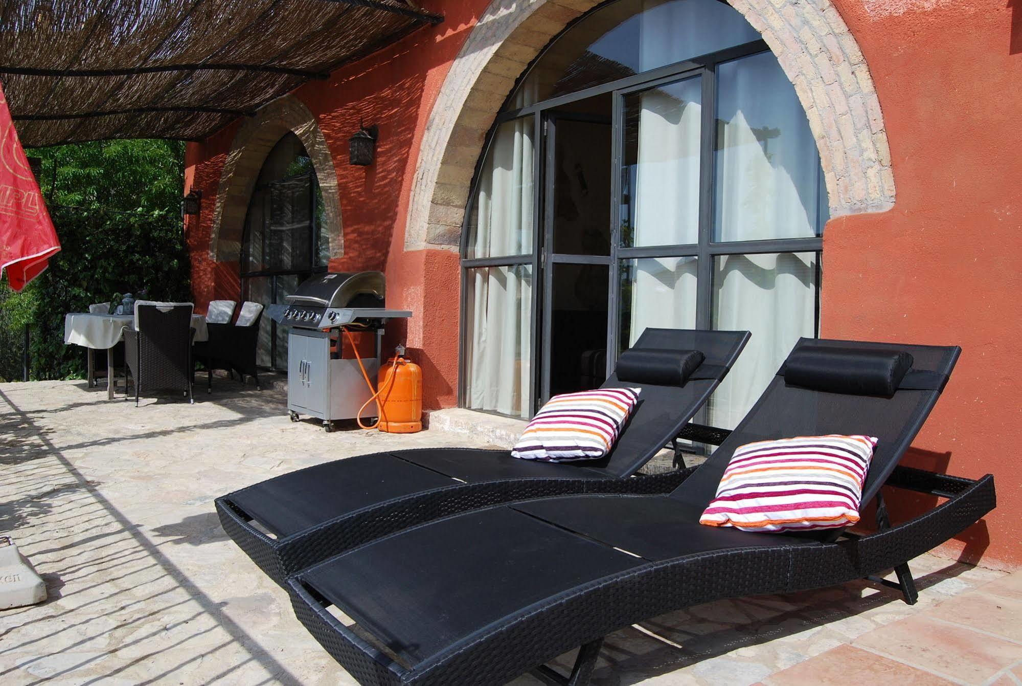 Arianella Holiday Home Penedes Torrellas de Foix Bagian luar foto